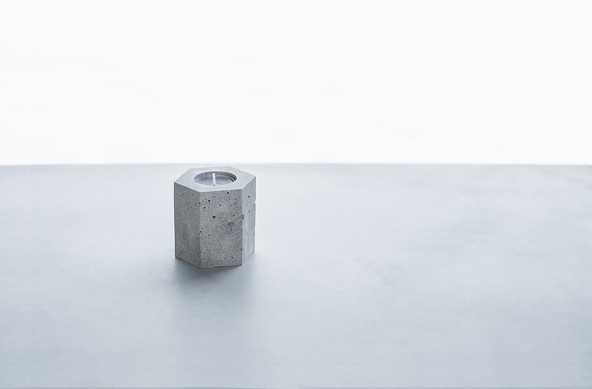 Betonový svícen - Osmihran, střední